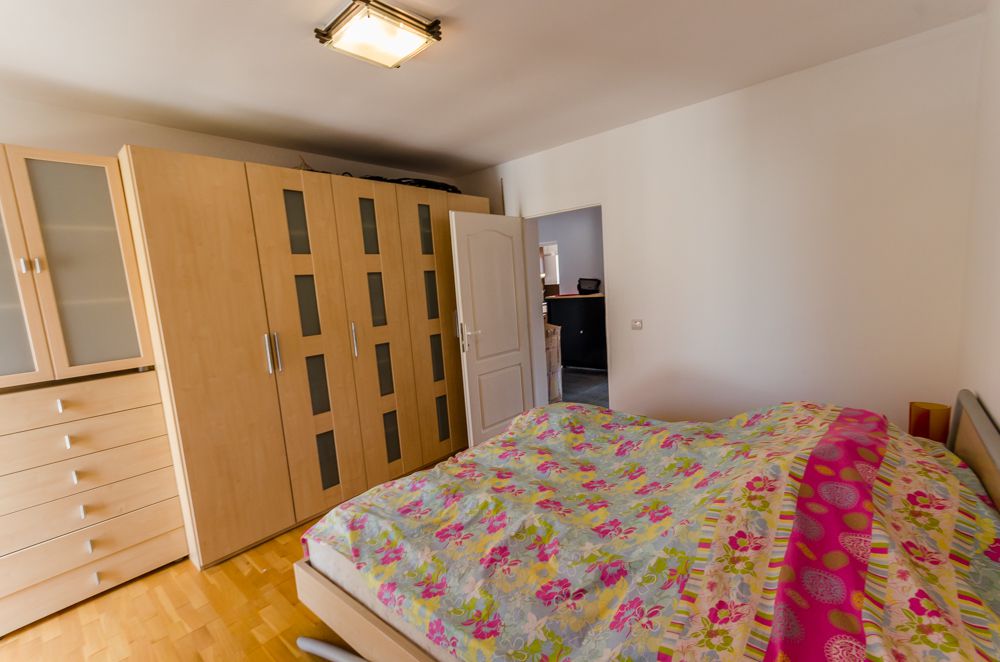Apartament 3 camere, 2 bai, bloc nou, parcare, terasa, Selimbar