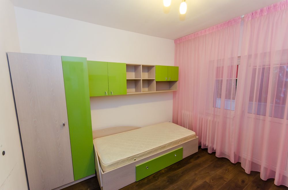 Apartament 3 camere, modern, zona parcului Sub Arini