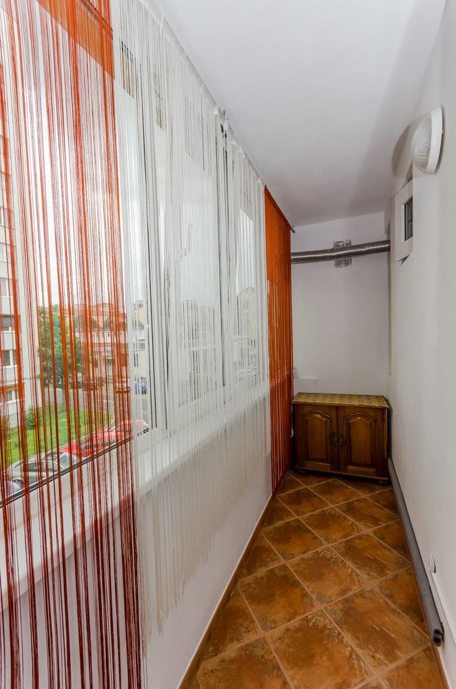 Apartament 3 camere, renovat, et.2, Cedonia - M.Viteazul