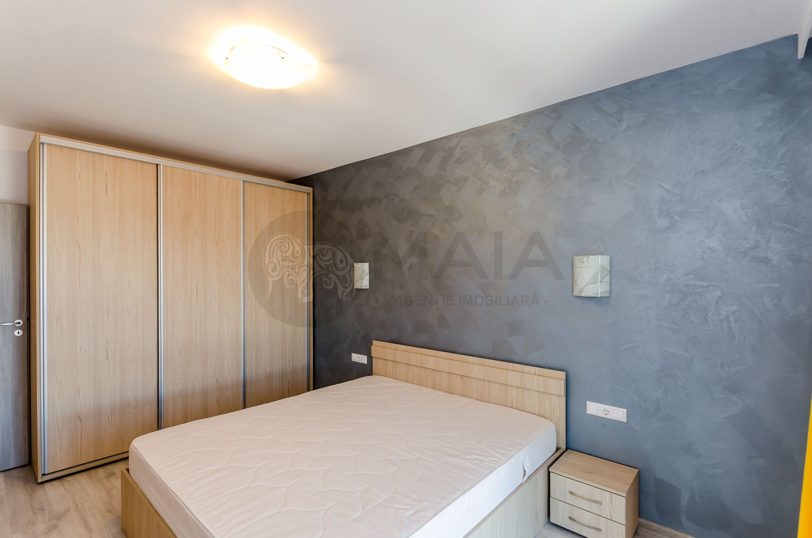 Apartament 3 camere, bloc nou,lift, garaj, Calea Dumbravii-Sub Arini