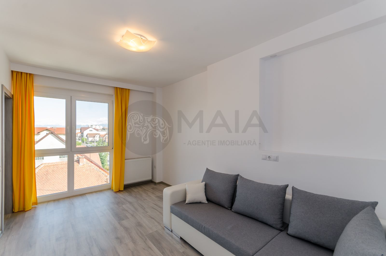 Apartament 3 camere, bloc nou,lift, garaj, Calea Dumbravii-Sub Arini