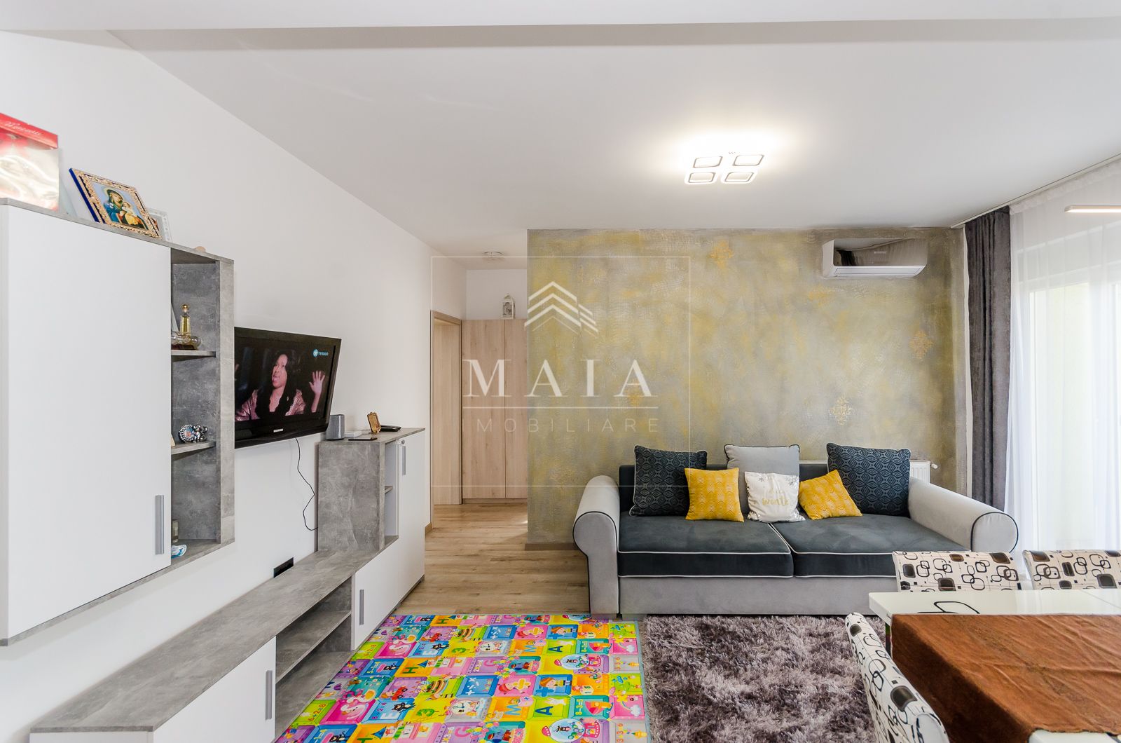 Apartament 3 camere, loc de parcare,mobilat complet,Triajului-Selimbar