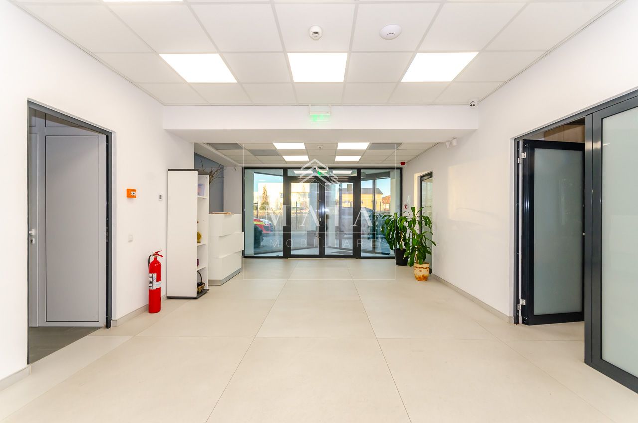 Depozit și birouri, clădire nouă, Șelimbăr, cu locuri de parcare