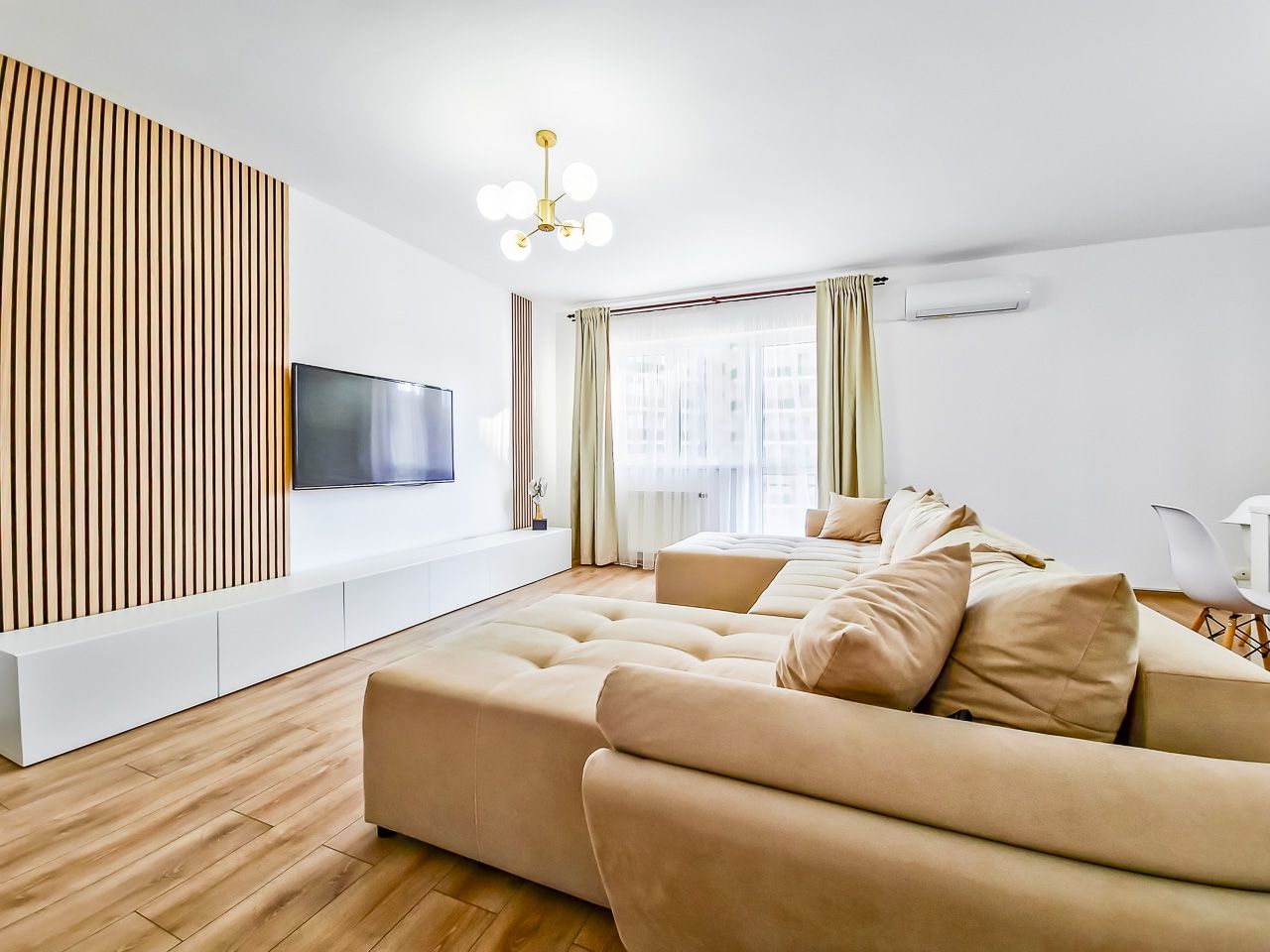 Apartament 3 camere, bloc nou, lift, renovat complet, Rahovei – piata — fotografia 1