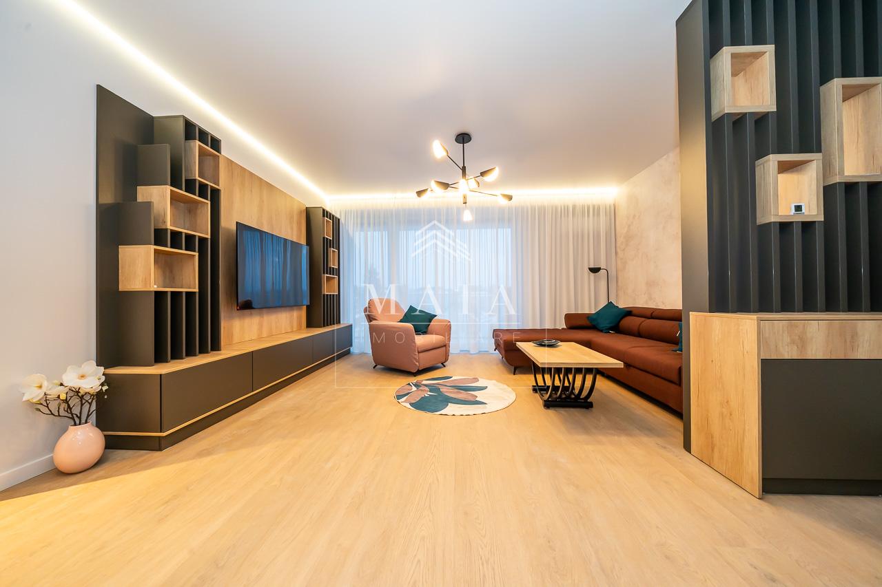 Apartament 3 camere, Central– prima închiriere, parcare subterana