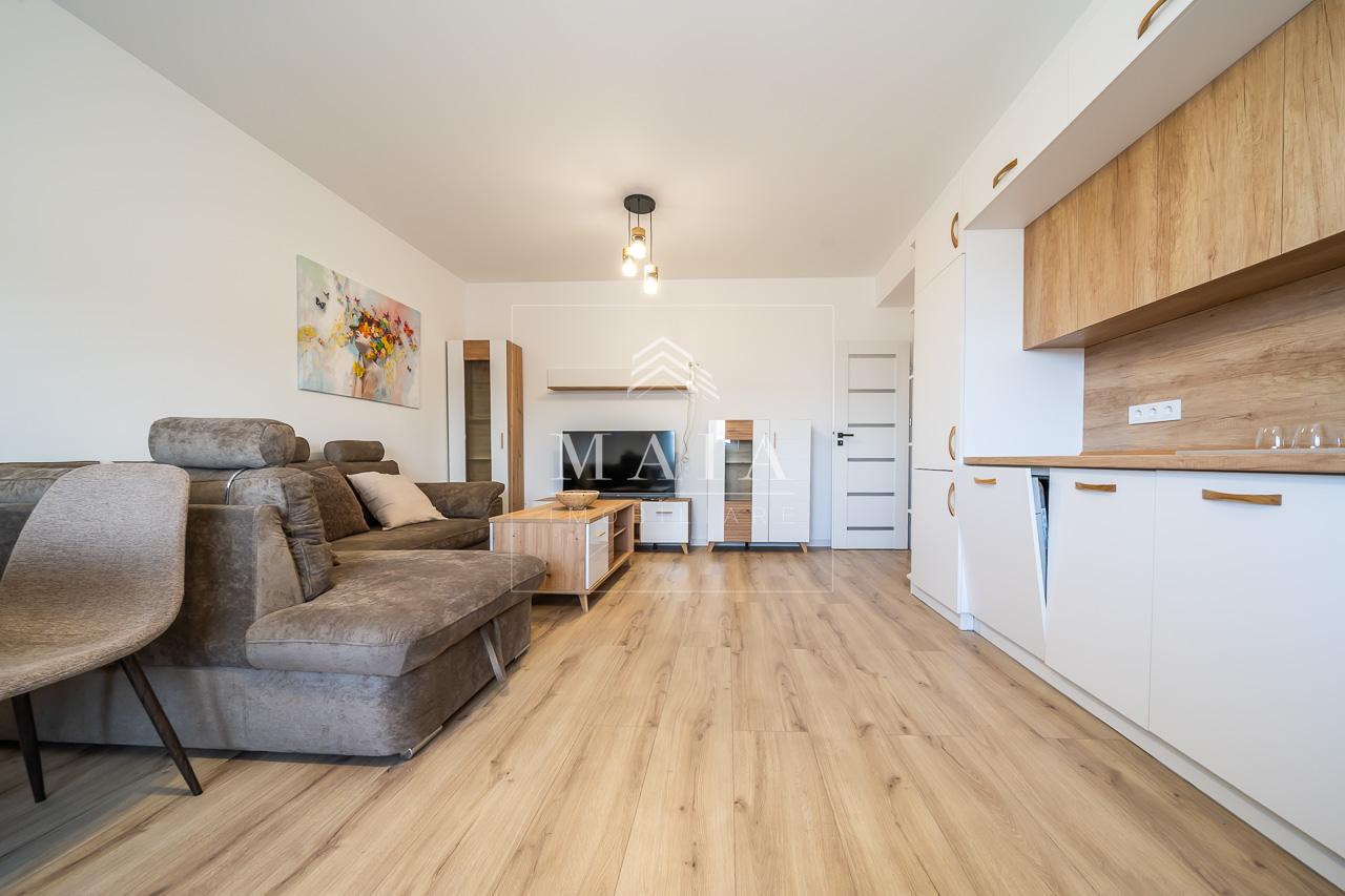 Apartament 3 camere, prima inchiriere, 2 balcoane, parcare, Turnisor — fotografia 3
